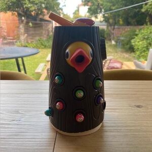 Magnetic bird feeder toy